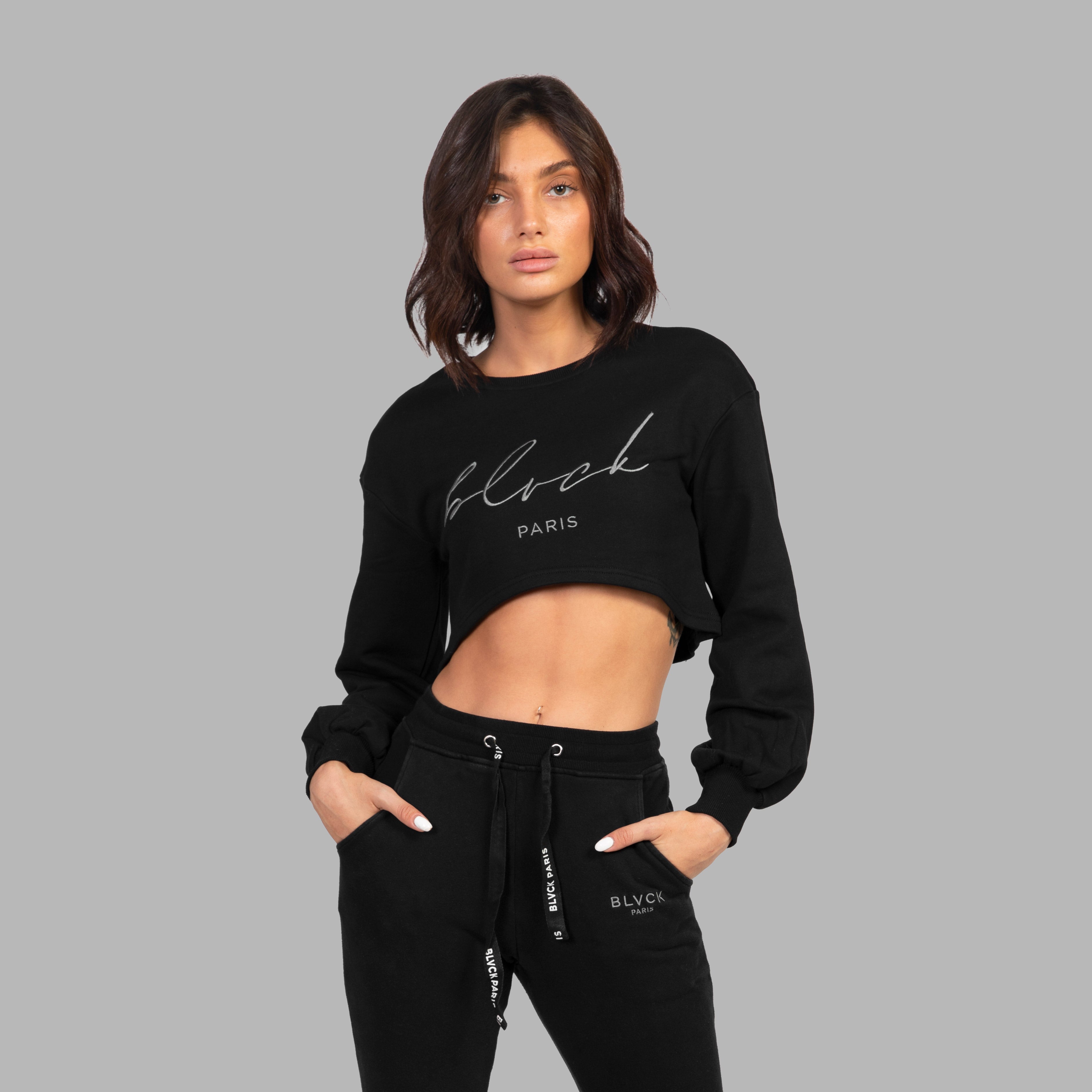 CROPPED SIGNATURE SWEATSHIRTS