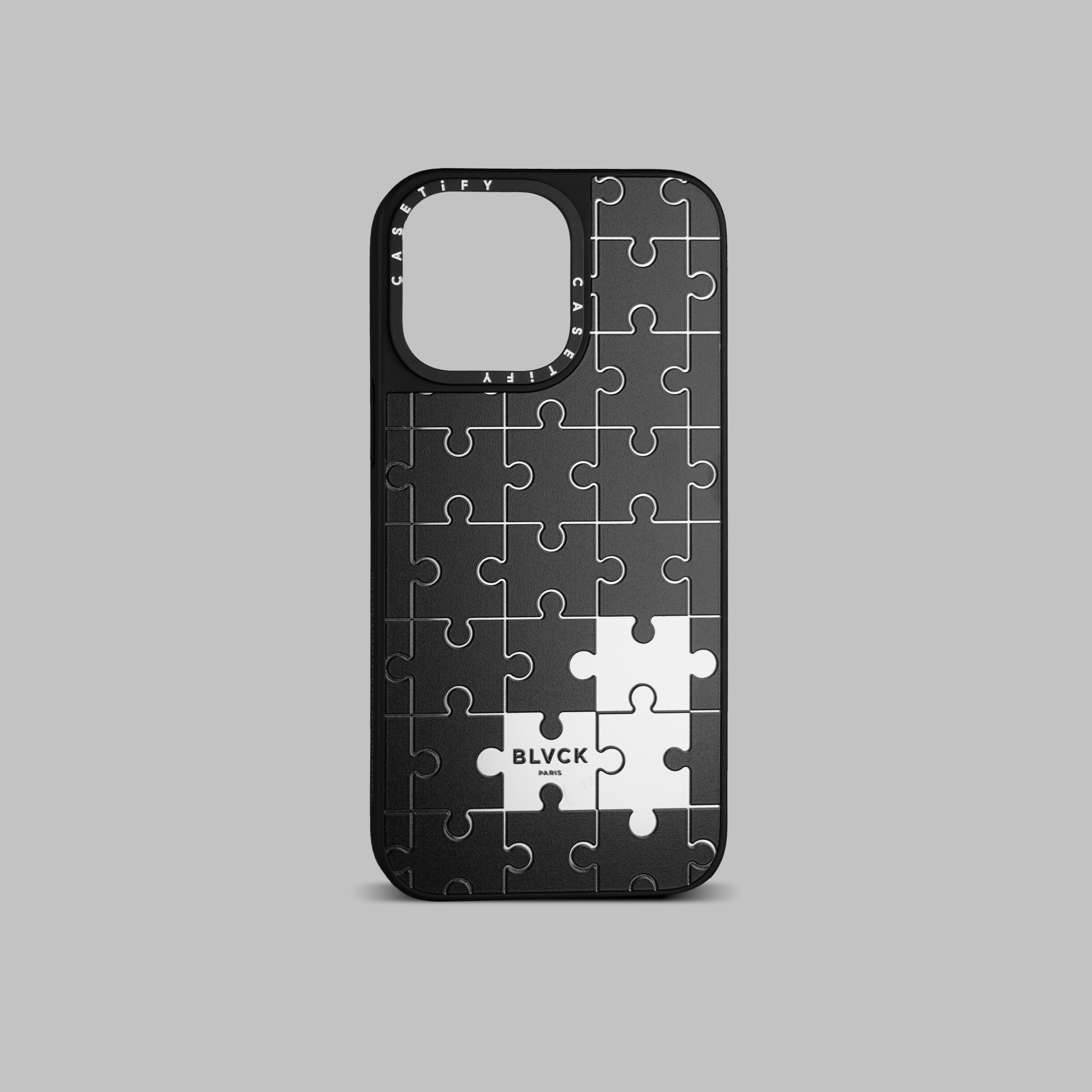 Puzzle iPhone Case | CASETiFY | ブラックパリ